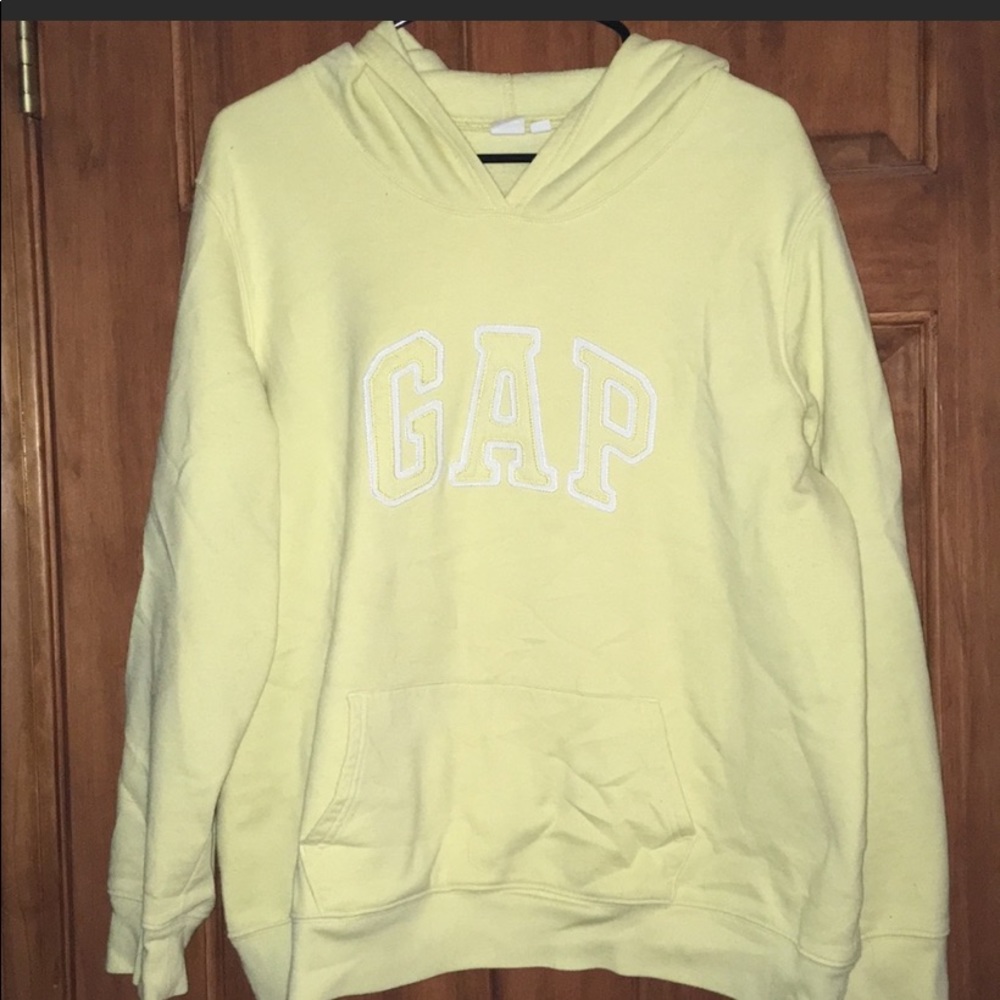 GAP sweatshirt